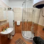 Prova S Pogledom Na I Besplatnim Parkingom Apartmán *